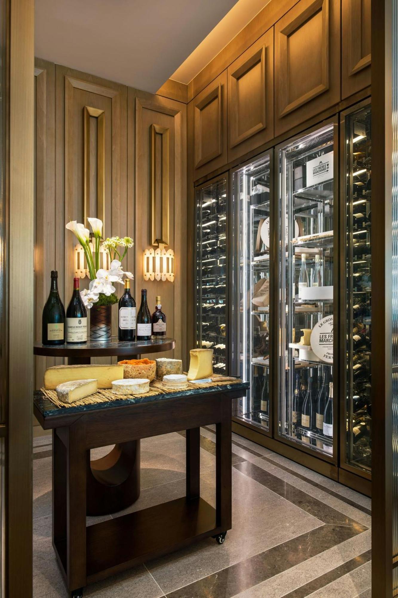 The St. Regis Hong Kong Hotel Exterior photo
